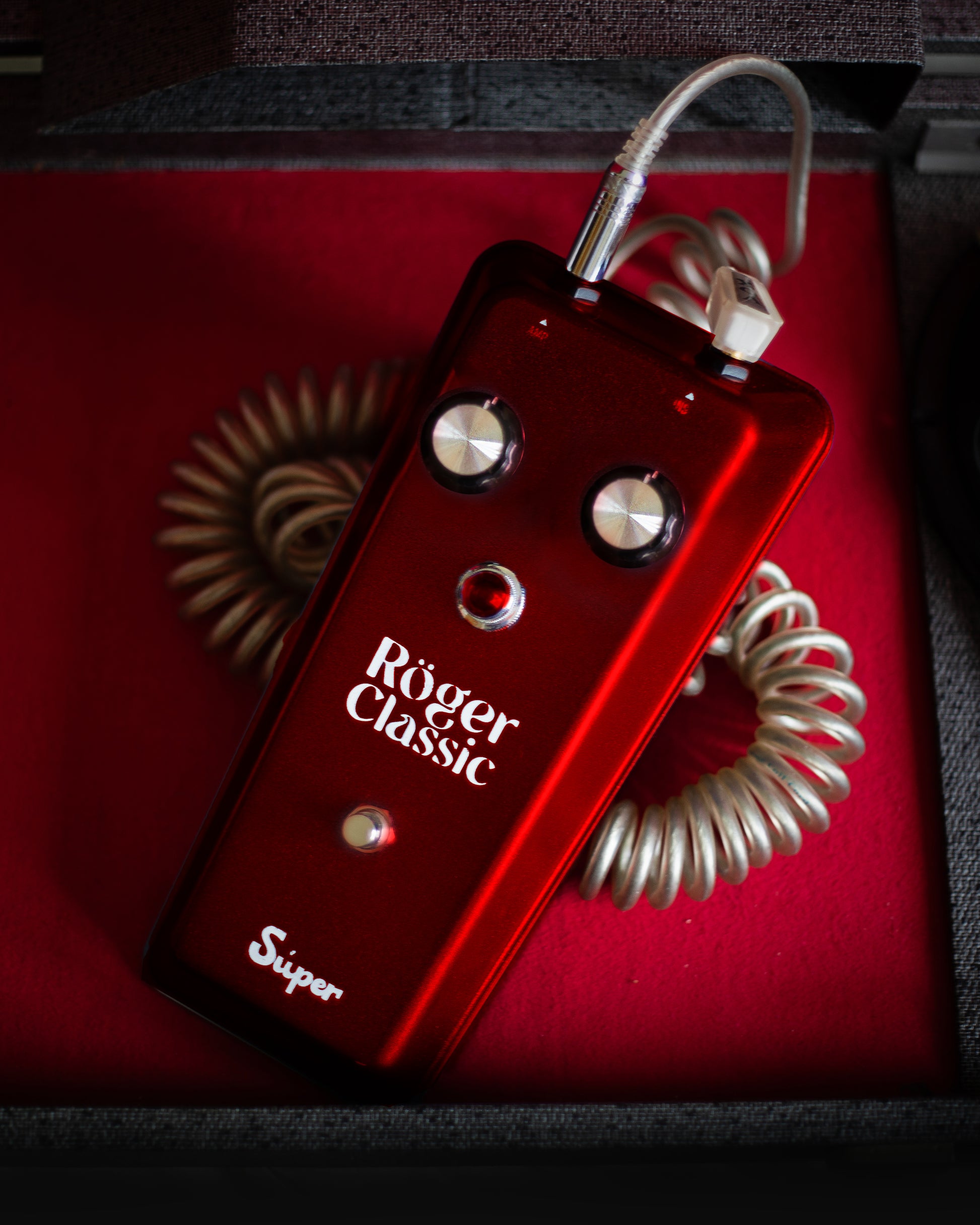 classic guitar pedals Súper Röger Classic, silicon fuzz – Súper Pedals – Heritage & Authorial Effects